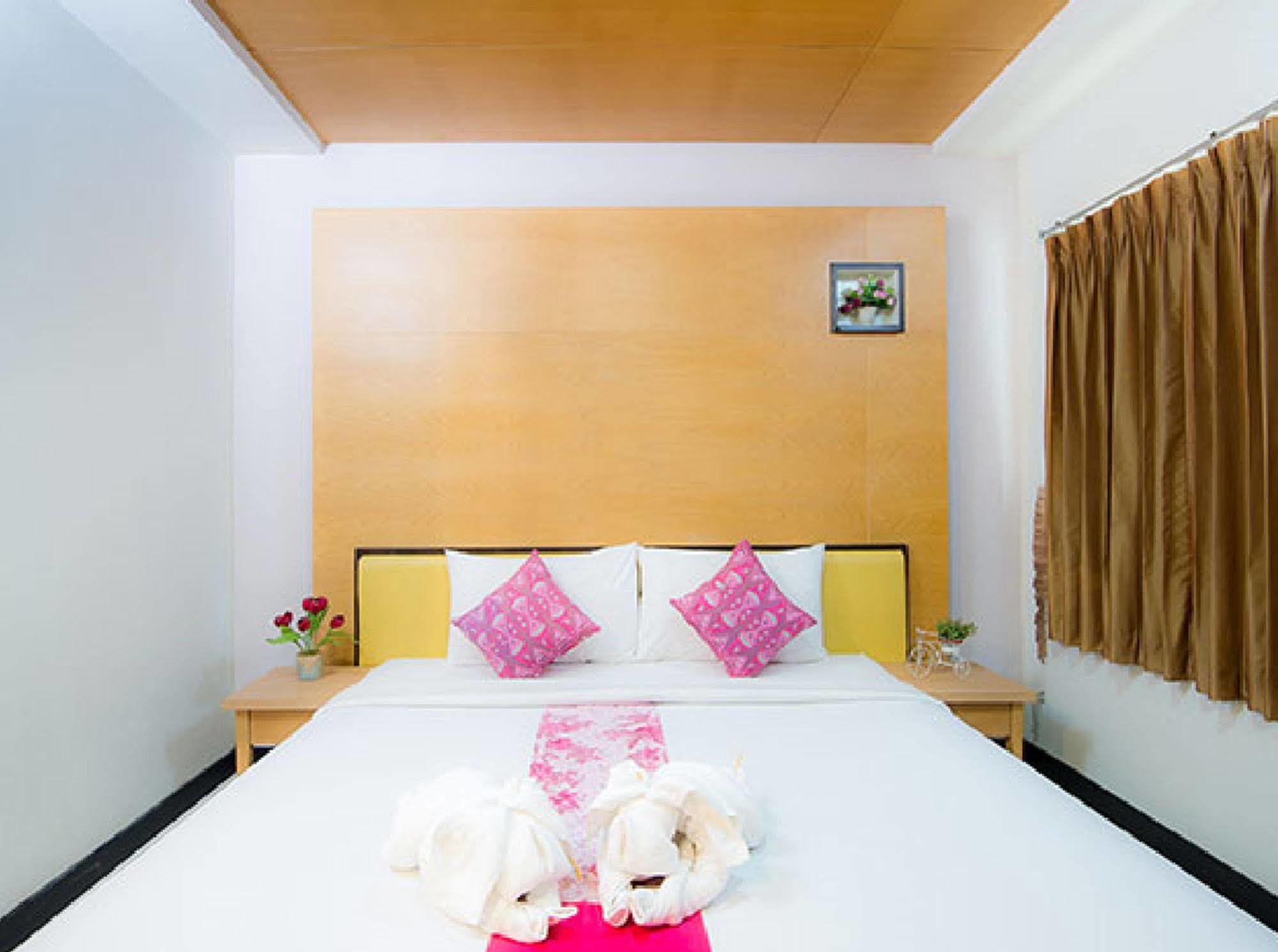Oyo 624 Phi Phi Palms Residence Экстерьер фото